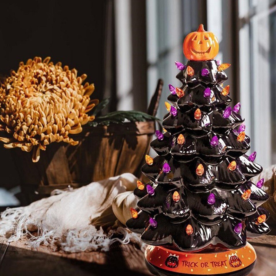 Halloween Colored Lights Christmas Tree - Kidz Country: